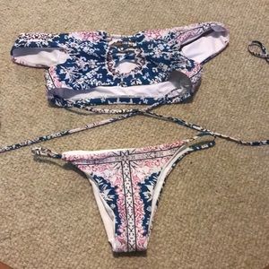 Off shoulder bathing suit